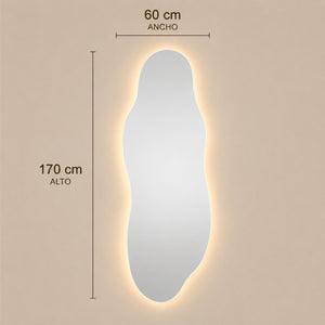 Medidas del espejo irregular flotante bergen: 60 cm de ancho x 170 cm de alto