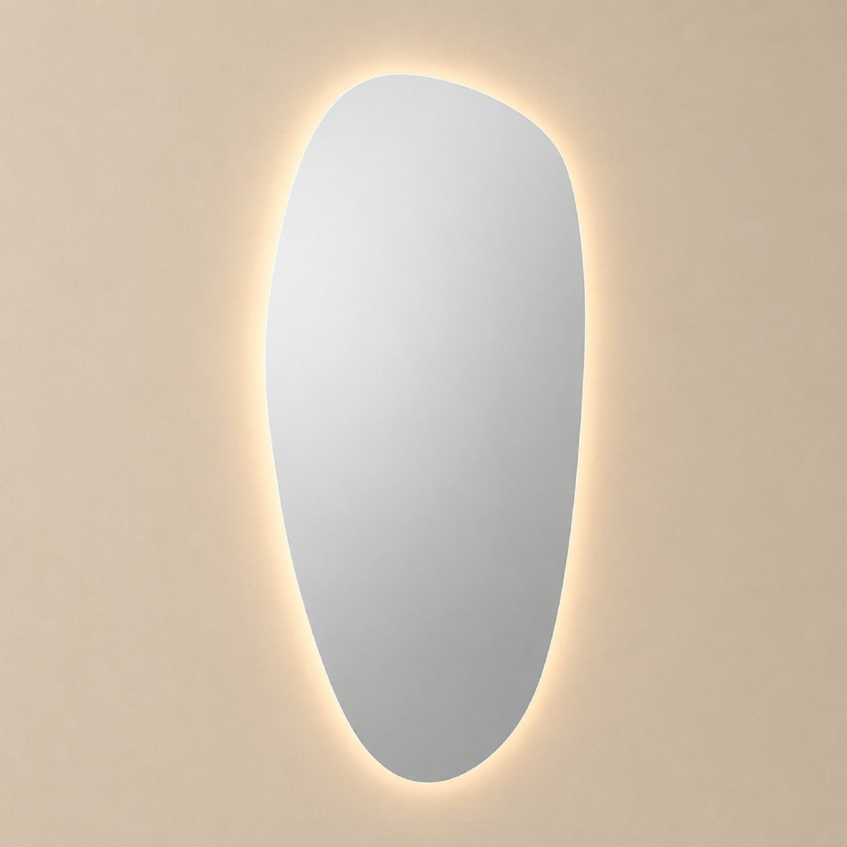Espejo Irregular Flotante Monaco 70x150 Cm Luz Led encendido, vista frontal
