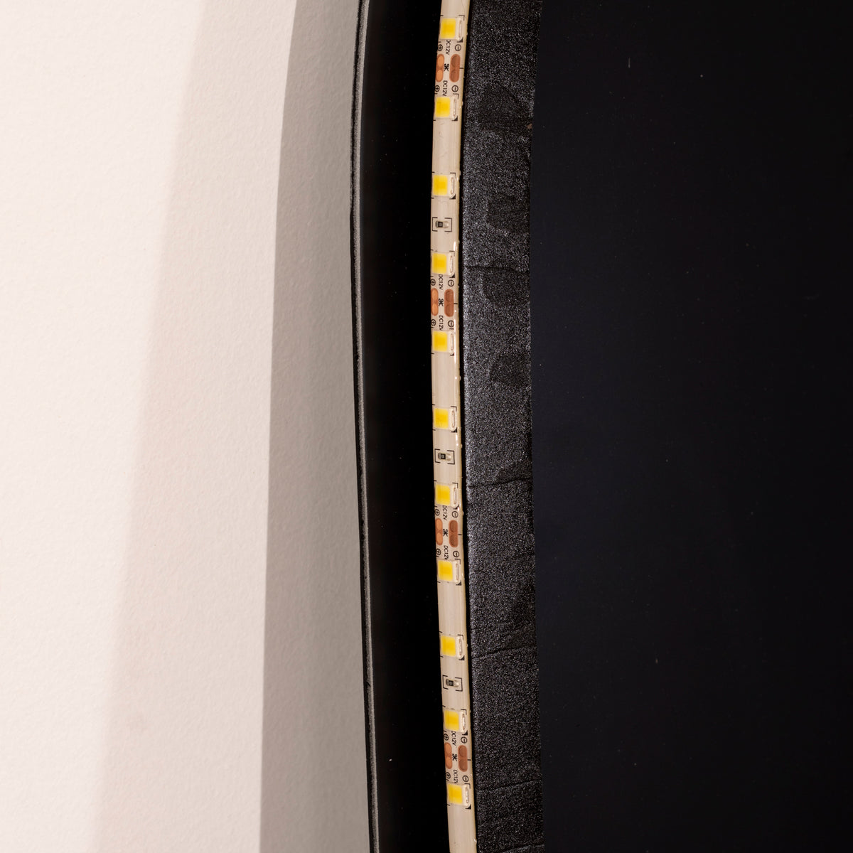 Espejo Baño Redondo Petra 60 Cm Con Luz Led Cálida y Antiempañante